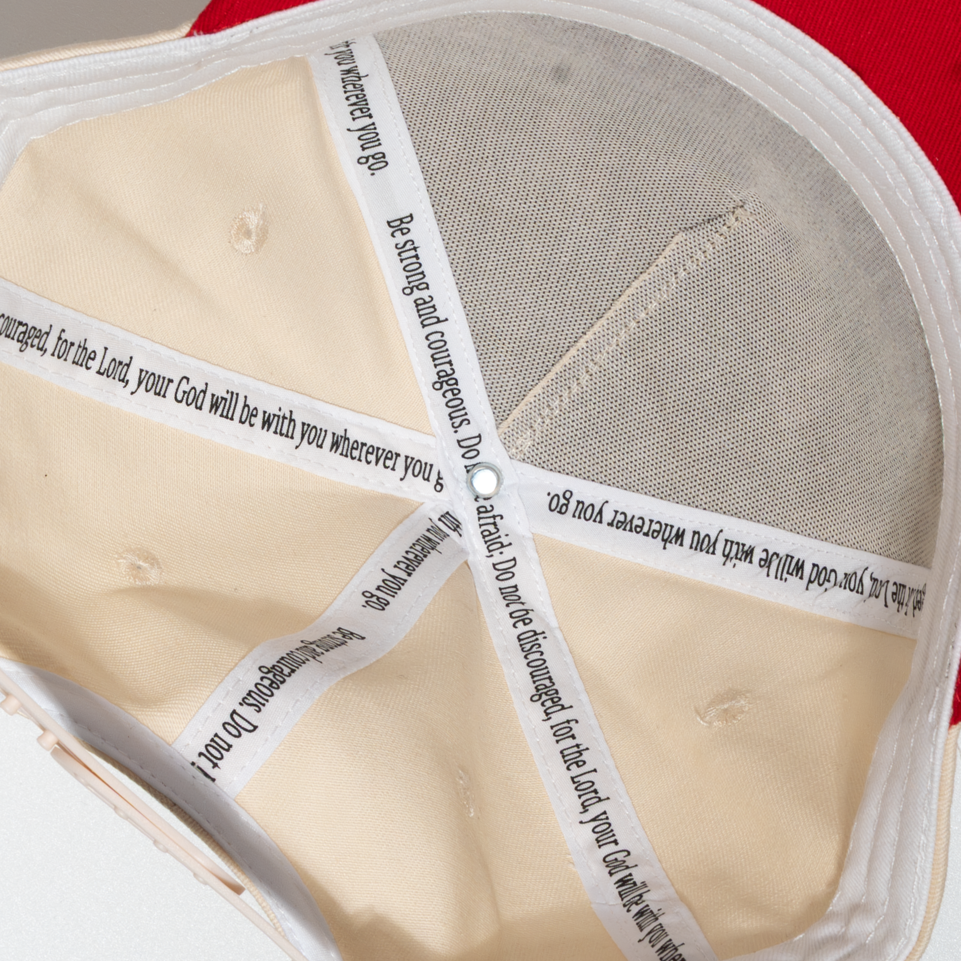 CROWN Hat - Cream/Red